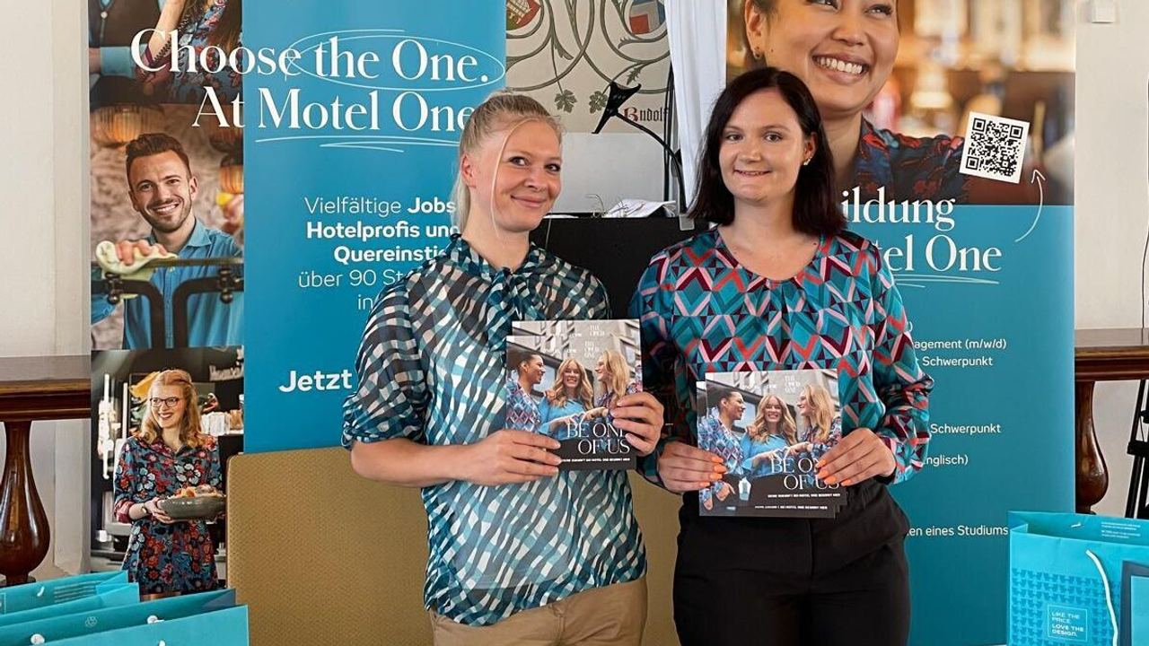 Motel One team bei einer Jobmesse Motel One team bei einer Jobmesse