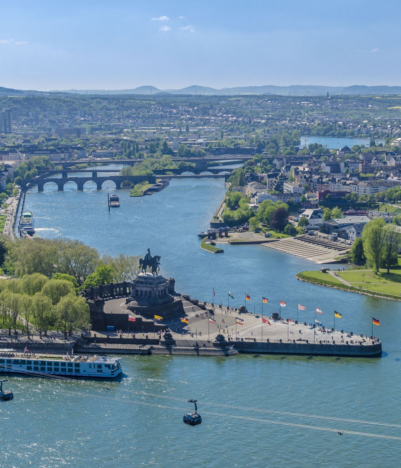 Hotel Koblenz Motel One Stadtblick von oben Hotel Koblenz Motel One Stadtblick von oben