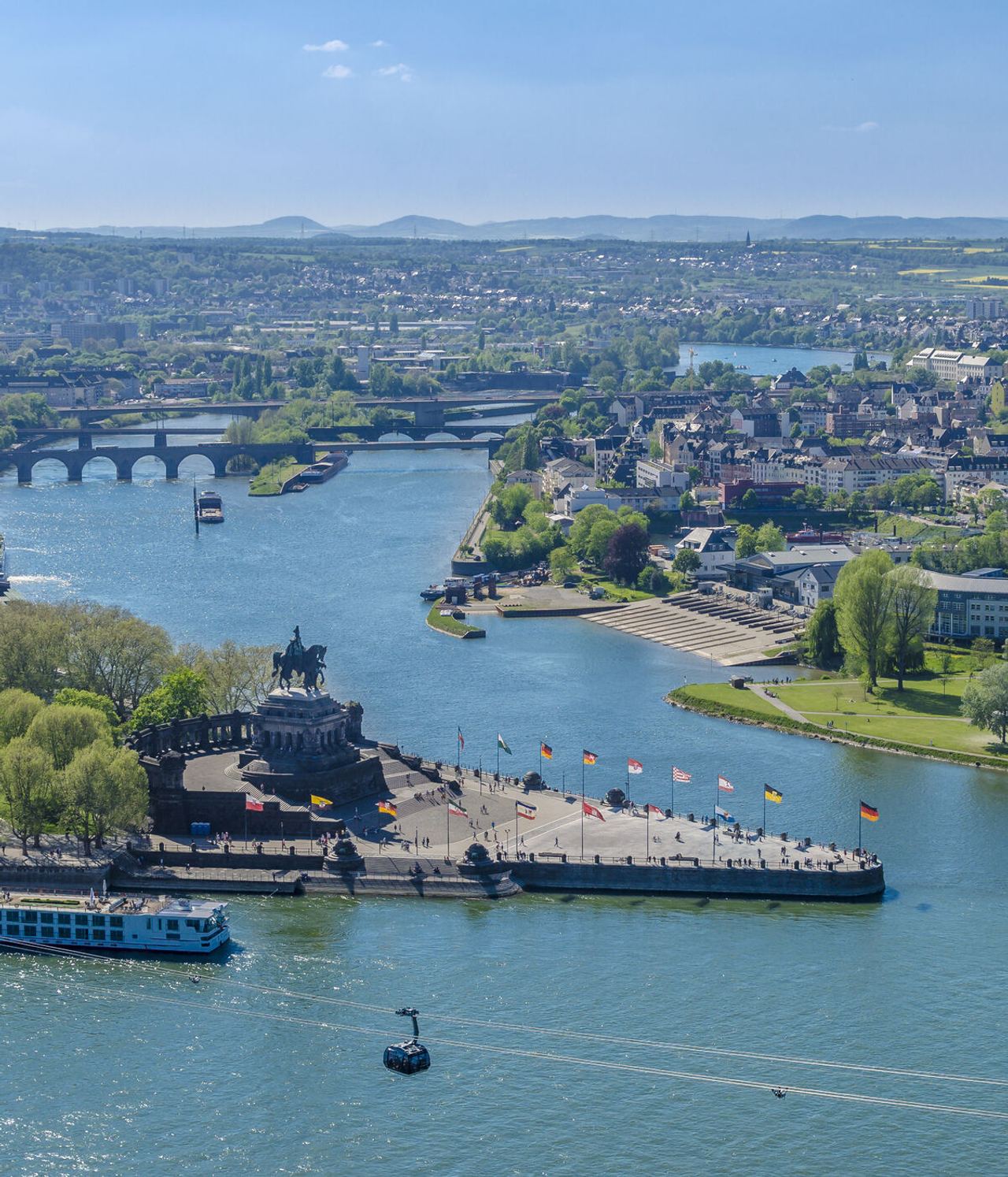 Hotel Koblenz Motel One Stadtblick von oben Hotel Koblenz Motel One Stadtblick von oben
