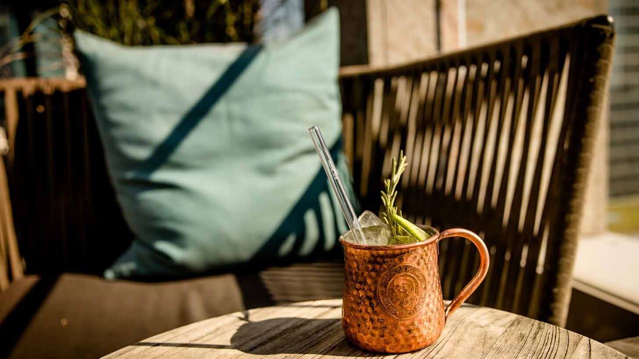 hotel motel one innsbruck rooftop bar drinks