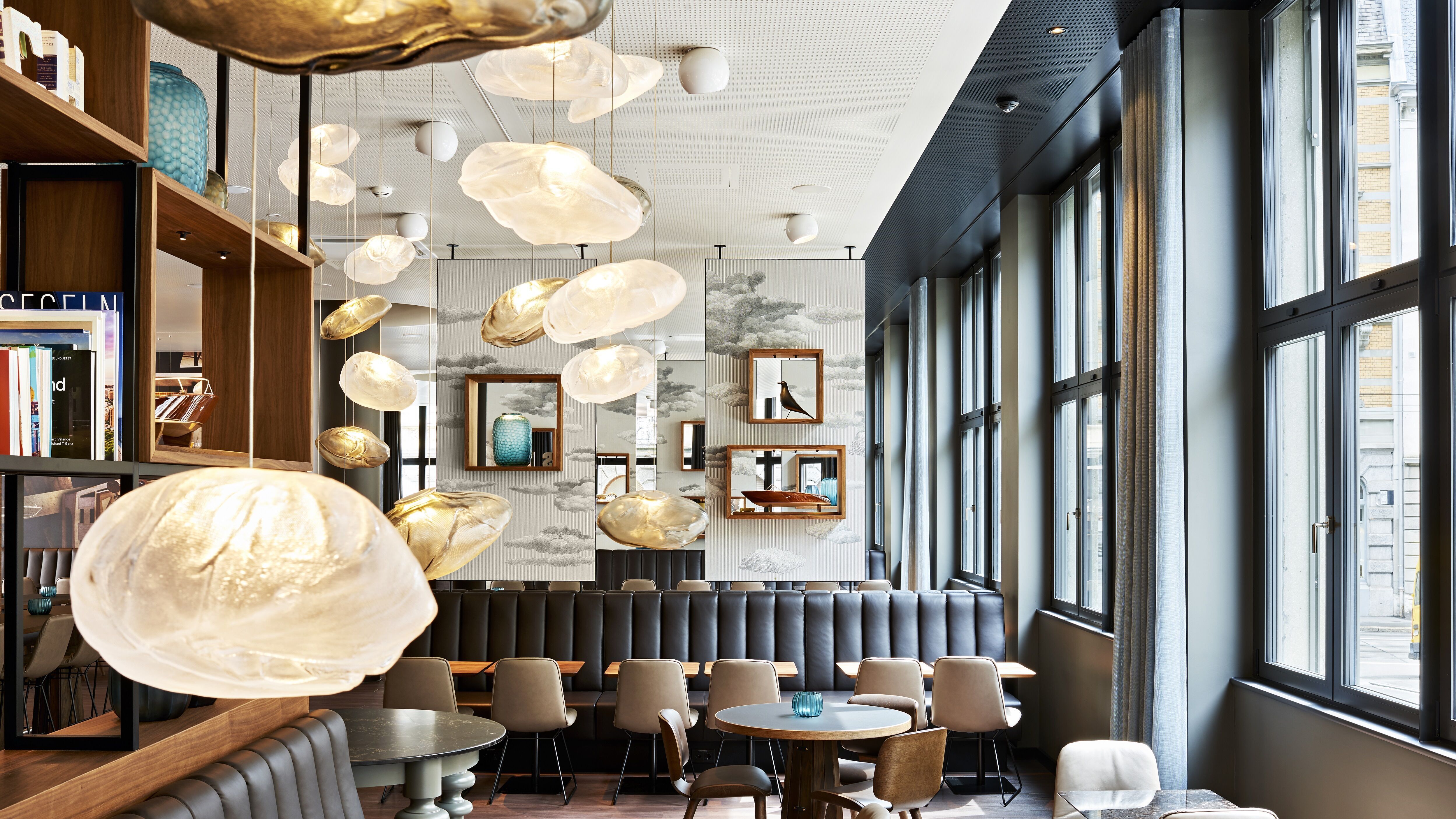 Hotel Zurich Motel One bright lounge