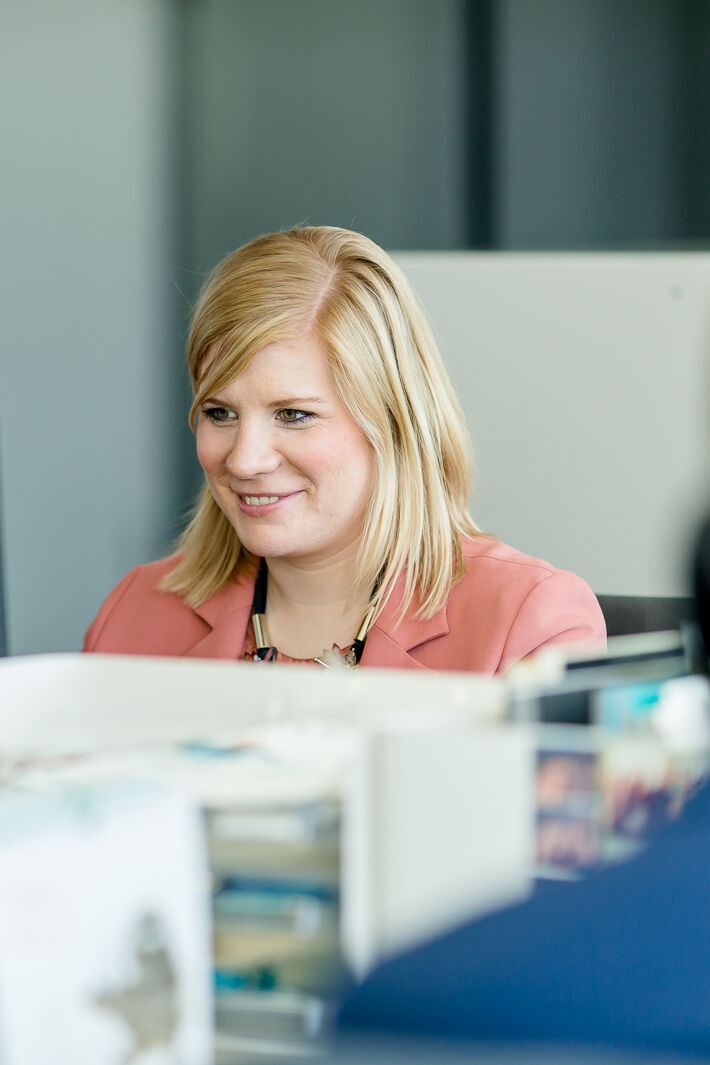 Head Office Mitarbeitende der Motel One Group am Arbeitsplatz Head Office Mitarbeitende der Motel One Group am Arbeitsplatz