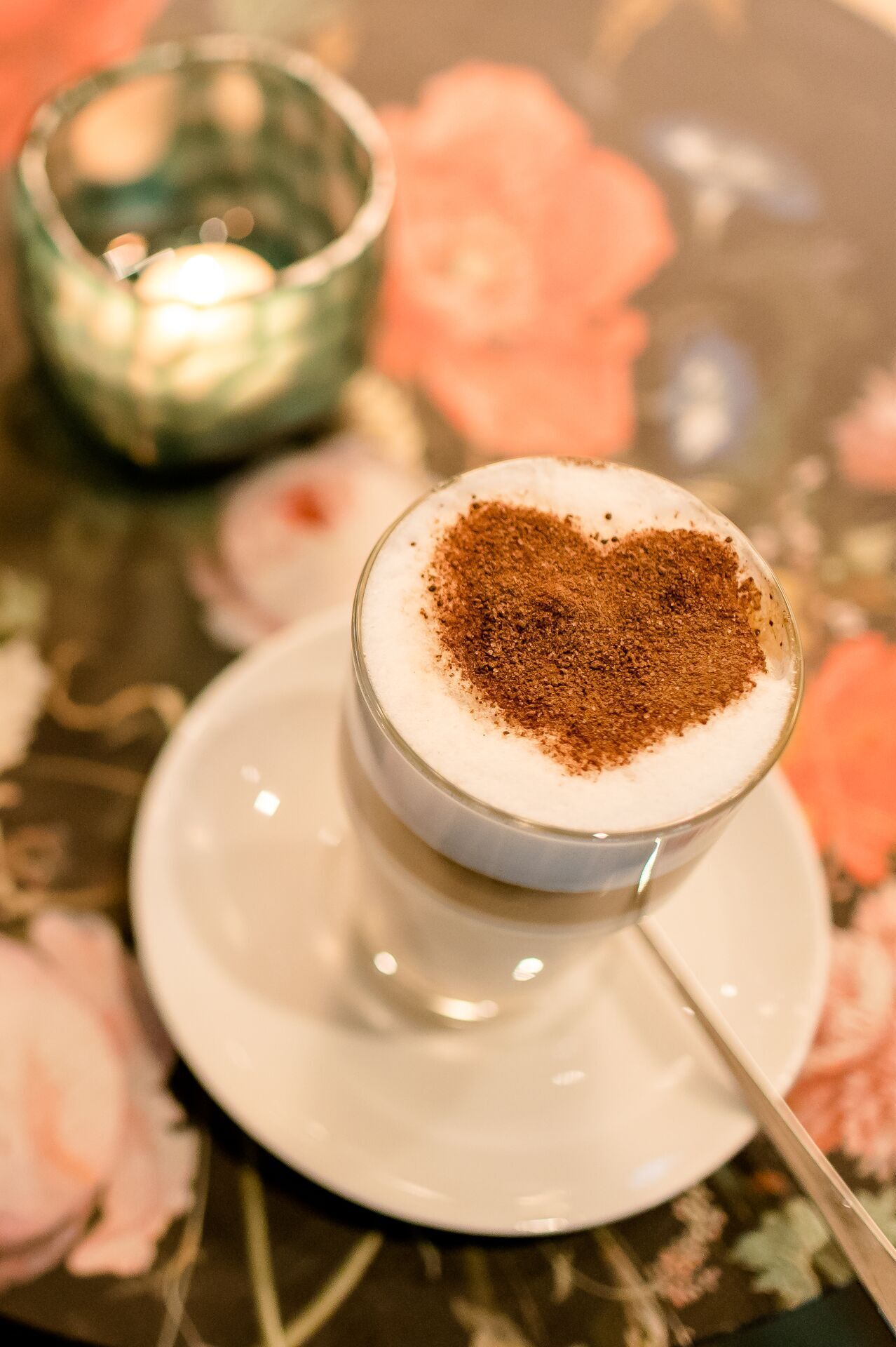 Valentinstag Hotel Motel One Urlaub Kaffee Herz
