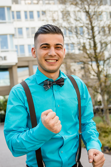 Motel One Mitarbeiter im türkisen Dresscode voller Energie Motel One Mitarbeiter im türkisen Dresscode voller Energie