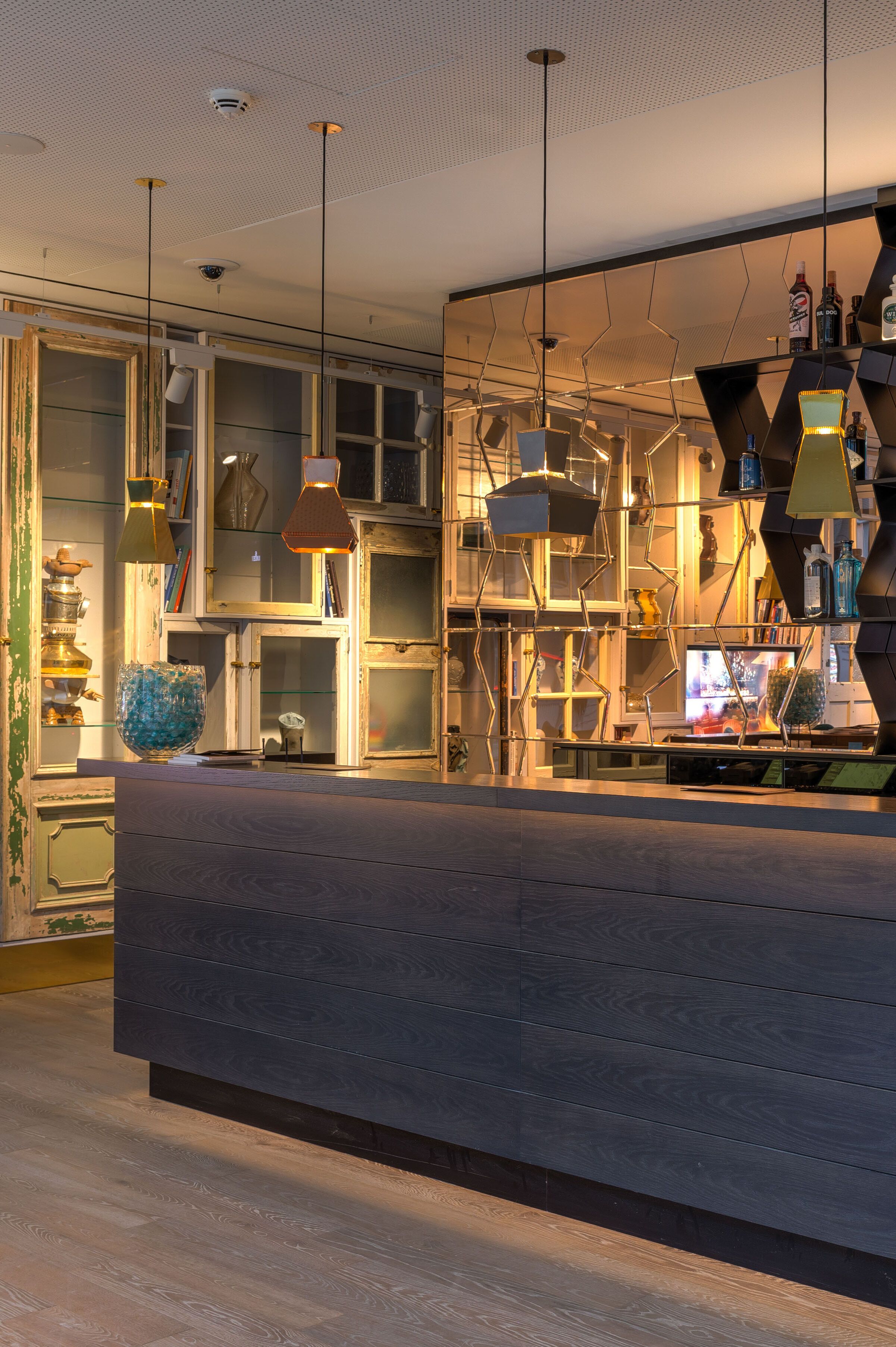 Hotel Amsterdam-Waterlooplein Motel One Rezeption