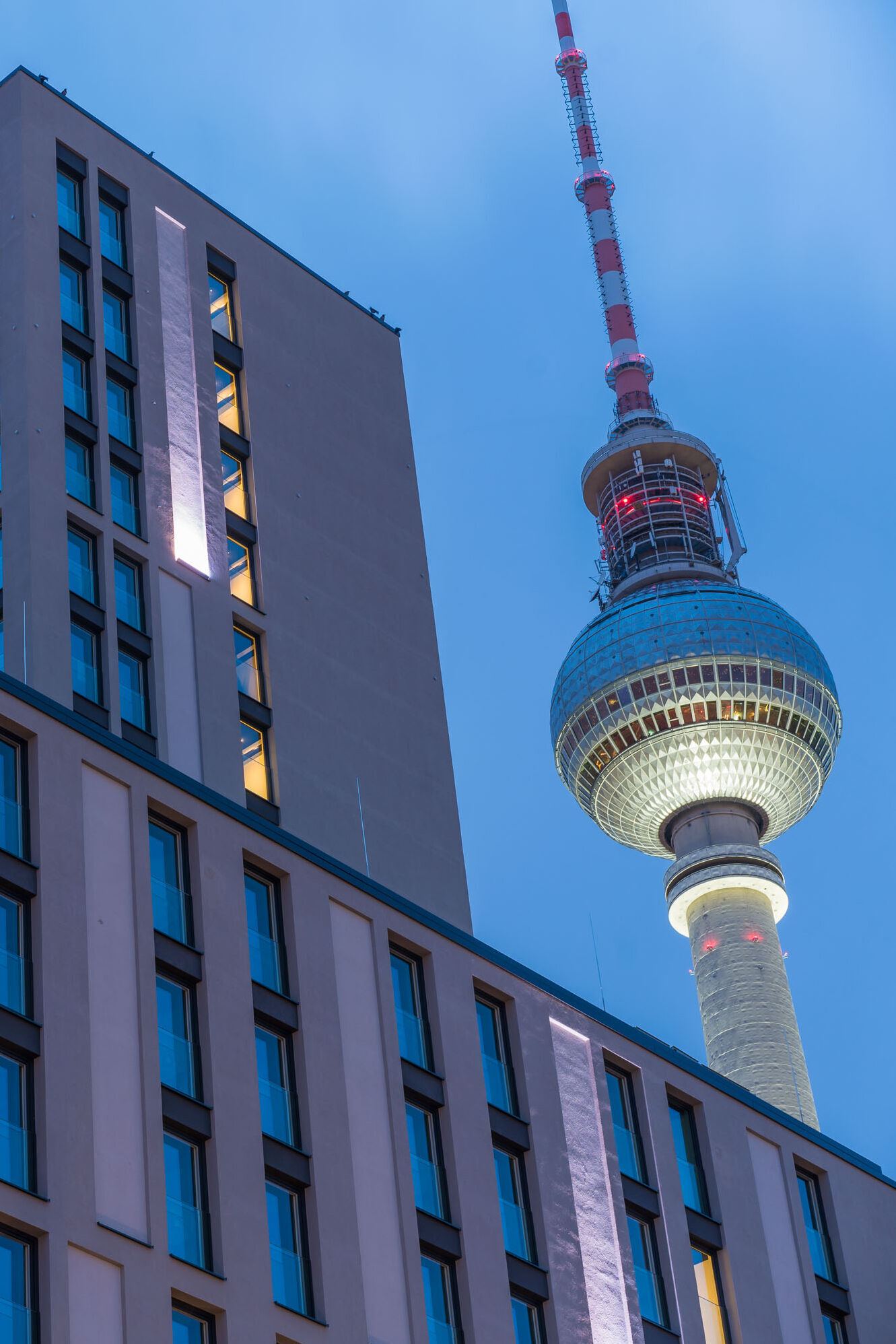 Motel One Berlin Alexanderplatz mit Fernsehturm Motel One Berlin Alexanderplatz mit Fernsehturm