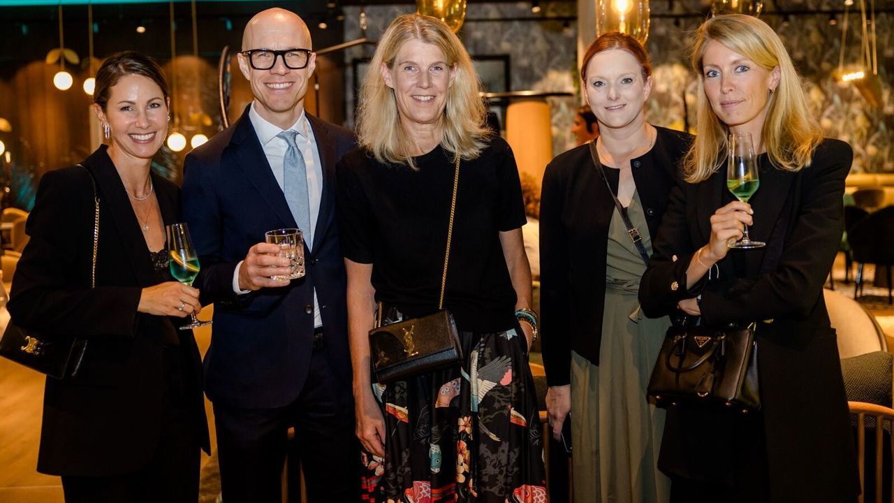 Marketing & E-Commerce Mitarbeitende im Motel One Headoffice