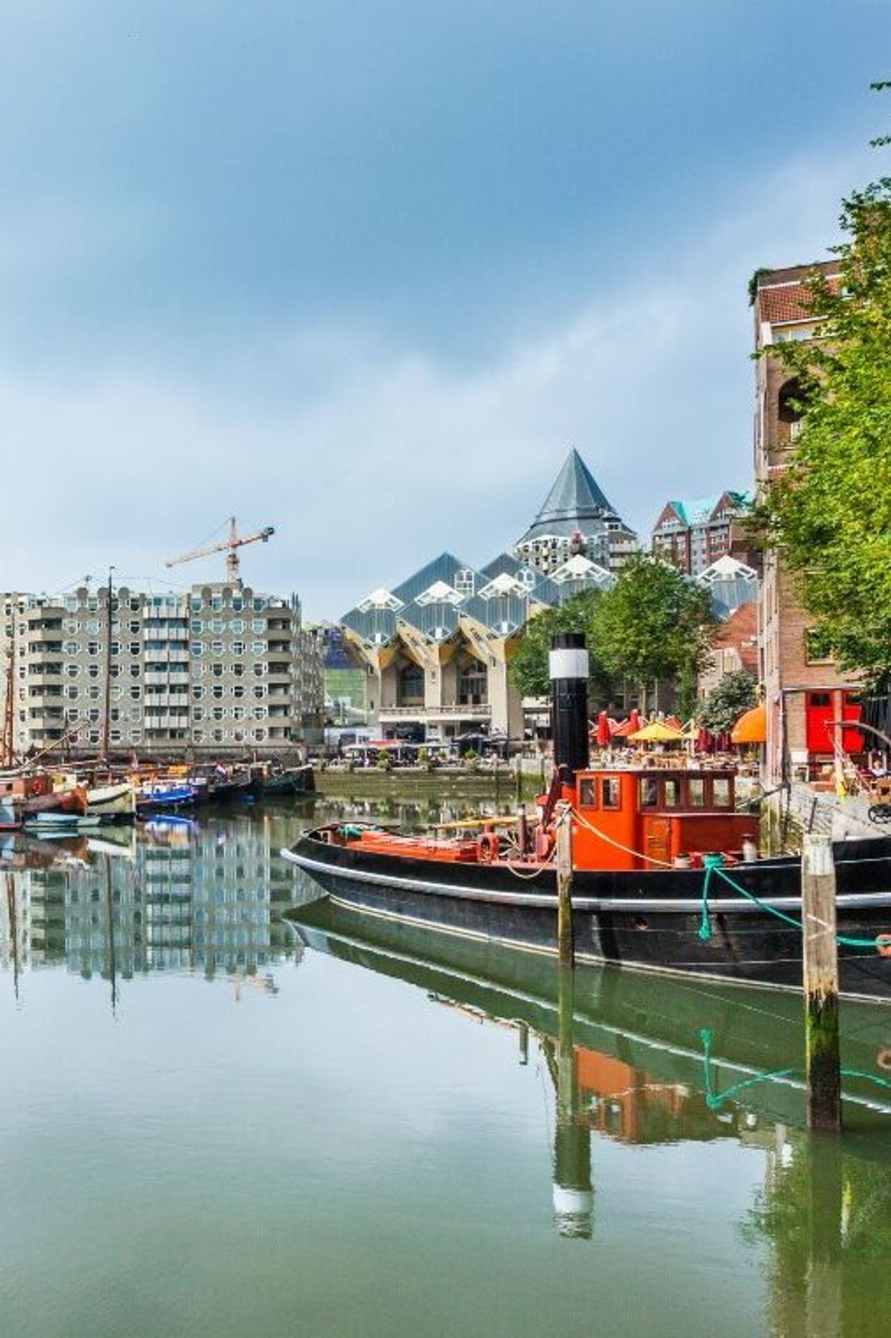 designhotel Rotterdam Motel One cityscape with cube houses