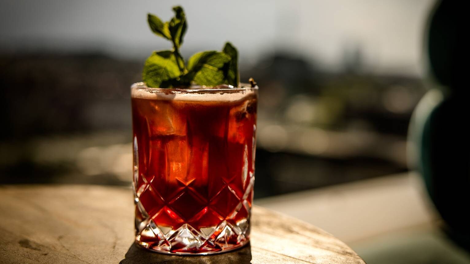 hotel motel one leipzig rooftop bar drinks