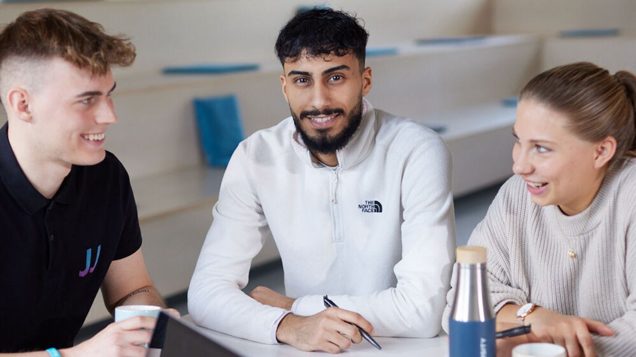 Motel One dual students group