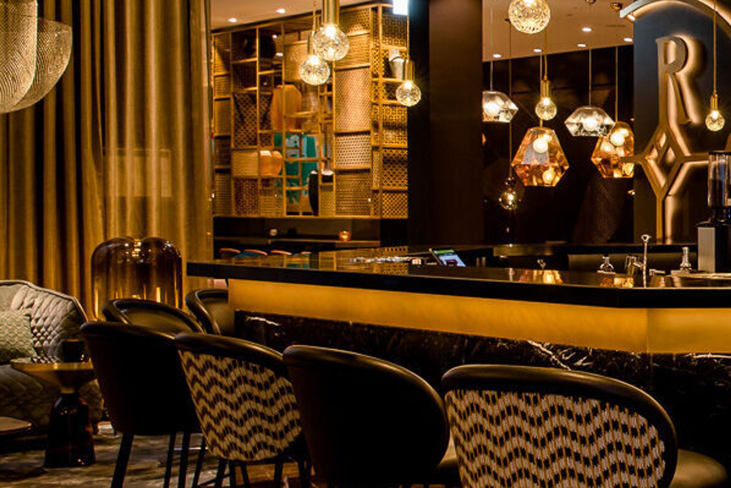 Hotel Aachen Motel One Barbereich