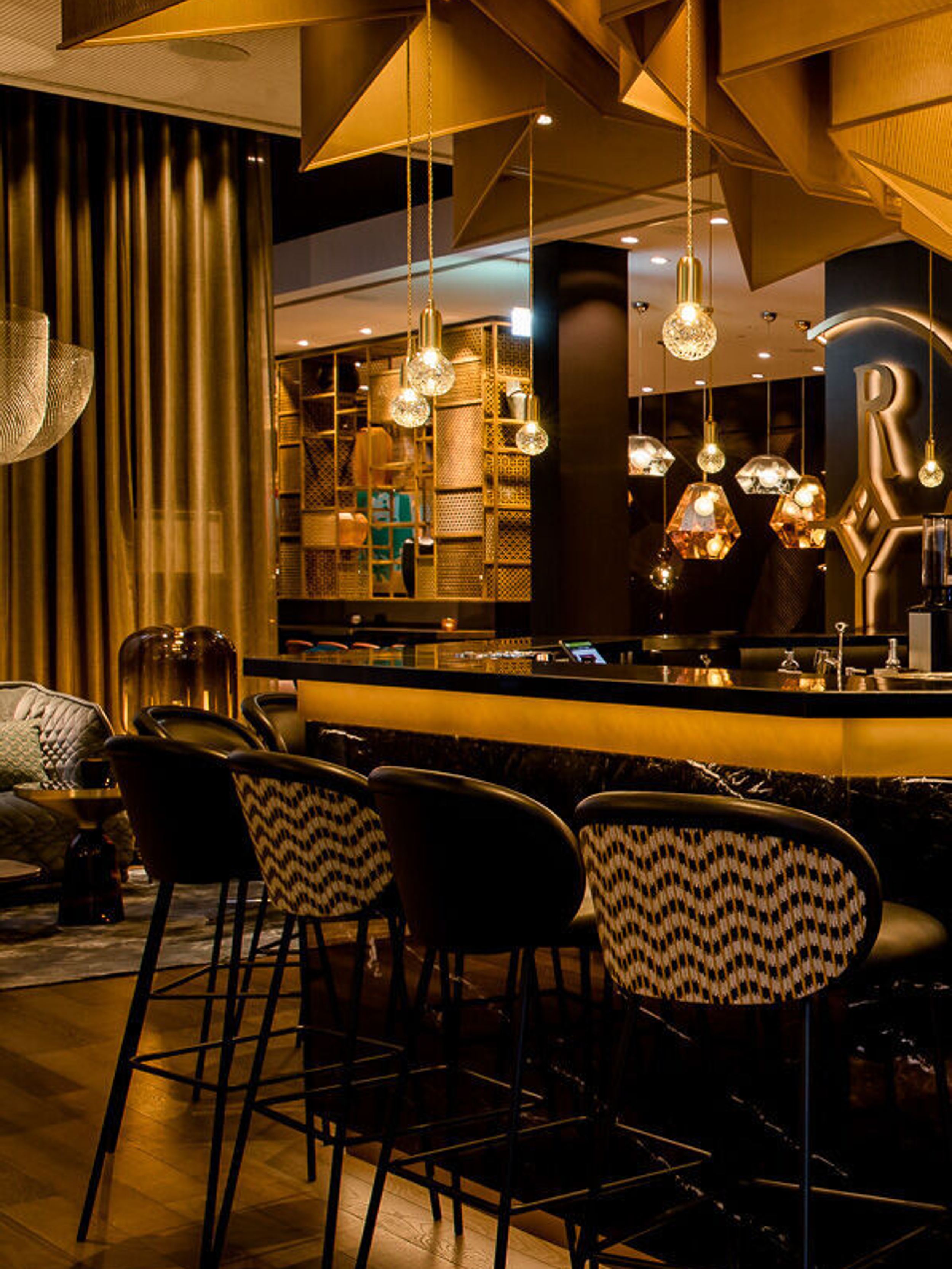 Hotel Aachen Motel One Barbereich