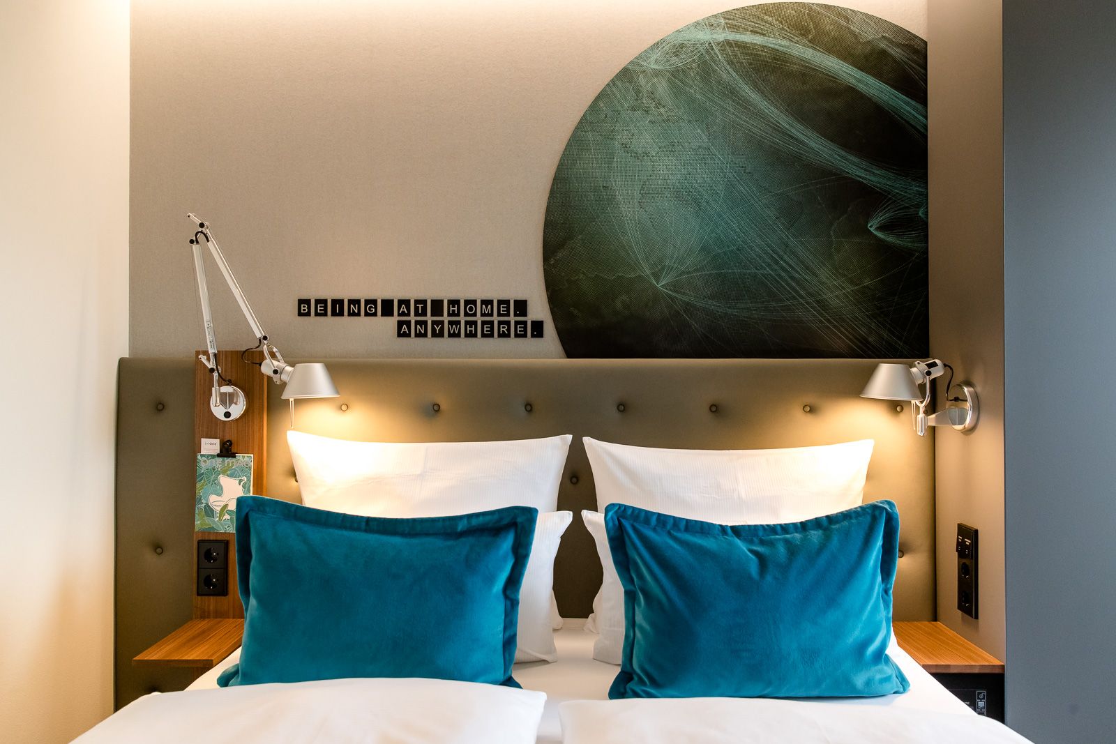 Hotel Frankfurt-Airport Motel One | Airport hotel Frankfurt