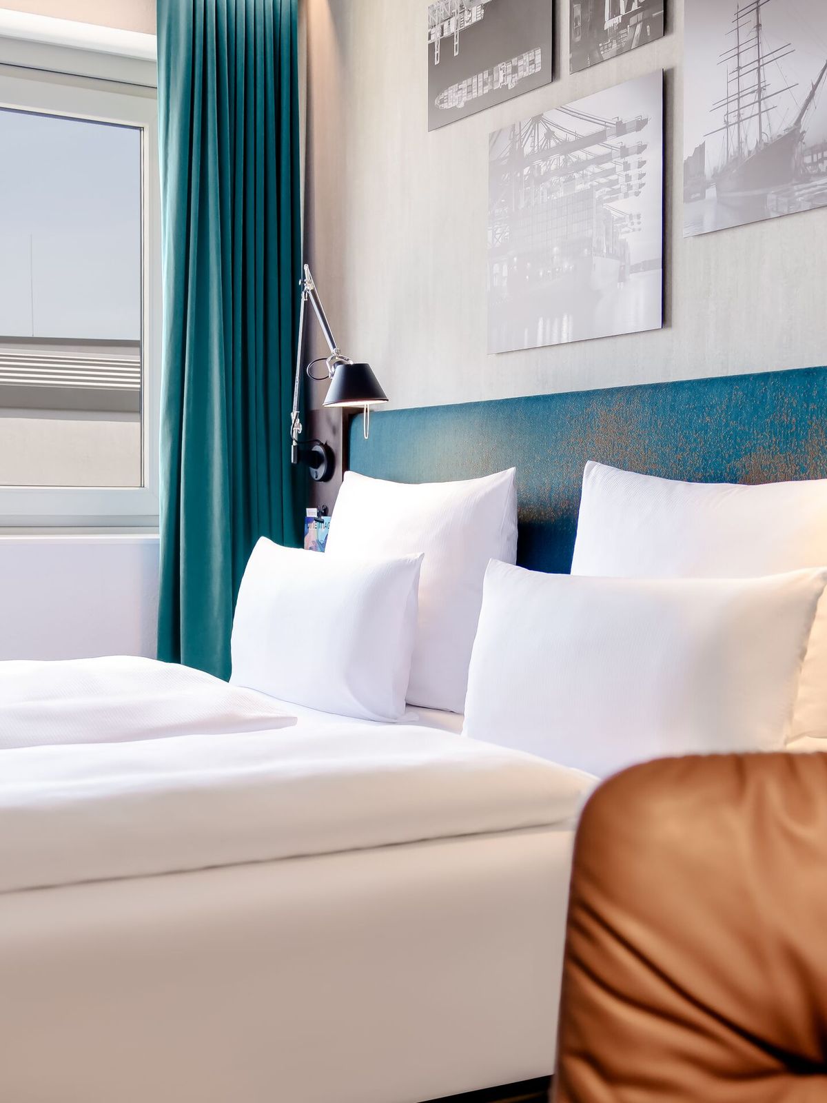 Hotel Hamburg am Michel Motel One | design hotels Hamburg am Michel